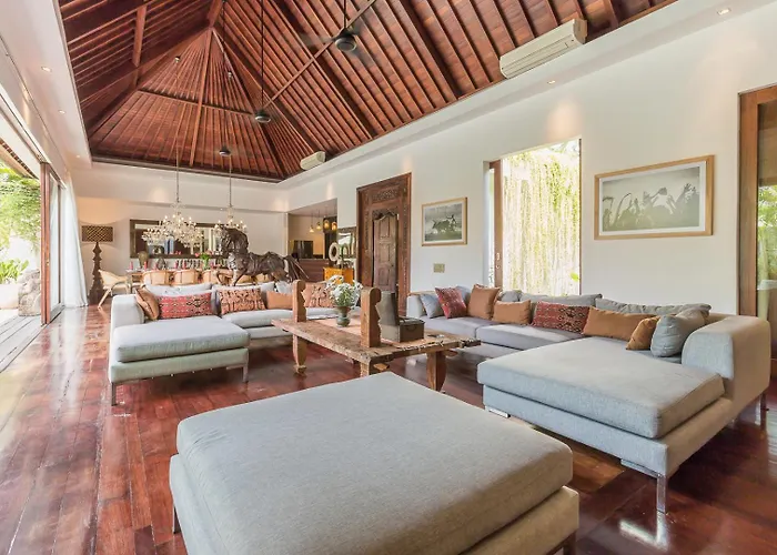 Eshara 8 Bedrooms *